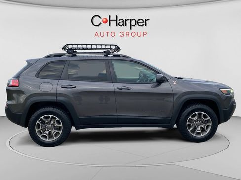 Used 2020 Jeep Cherokee Trailhawk w/ Cold Weather Group AWD/4WD image 2