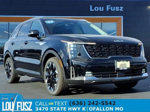 Used 2025 Kia Sorento EX w/ Panoramic Sunroof Package image 1