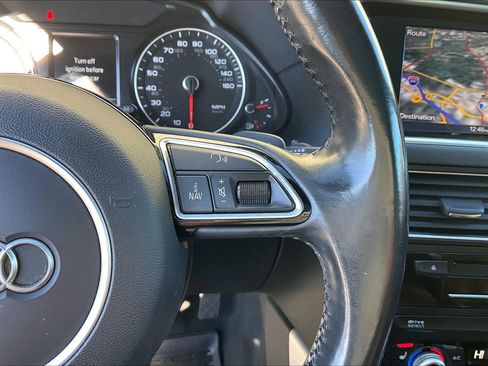 Used 2017 Audi Q5 2.0T Premium Plus w/ Technology Package image 19