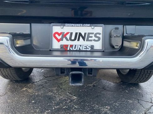 Used 2021 RAM 1500 Big Horn image 12