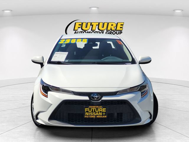 Used 2022 Toyota Corolla LE FWD image 2