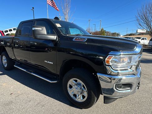 Used 2024 RAM 2500 Big Horn w/ Bed Utility Group image 5