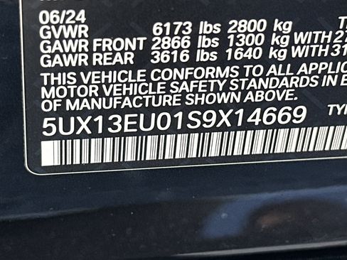 Used 2025 BMW X5 sDrive40i w/ M Sport Package RWD image 33