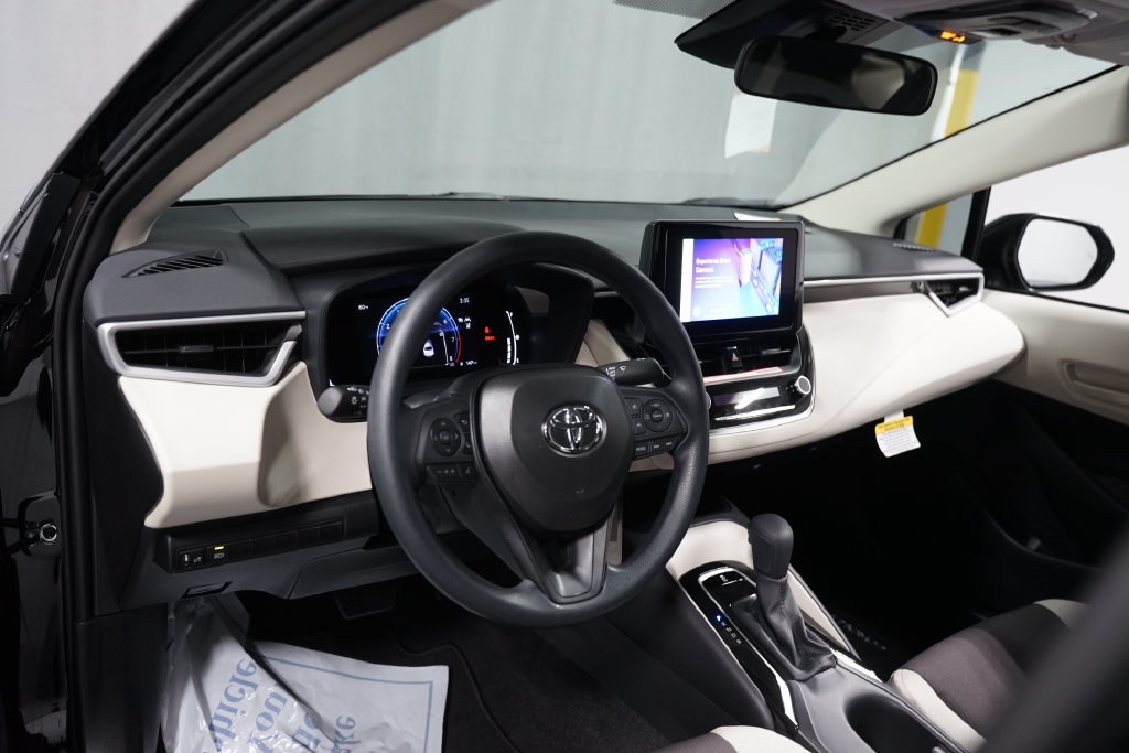 New 2027 Toyota Corolla LE FWD image 11