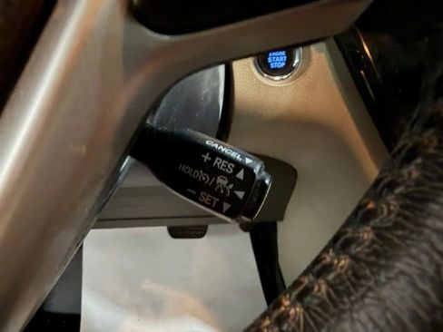 Used 2020 Toyota Sienna XLE FWD image 39