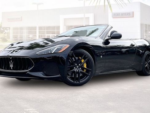 Used 2018 Maserati GranTurismo Sport RWD image 27
