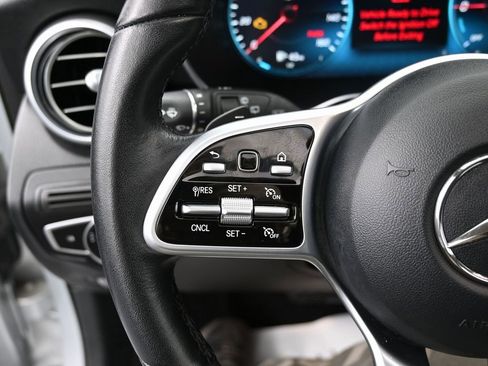 Used 2020 Mercedes-Benz GLC 350e GLC 350e image 20