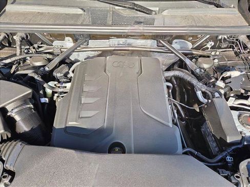 New 2025 Audi Q5 Premium Plus image 16