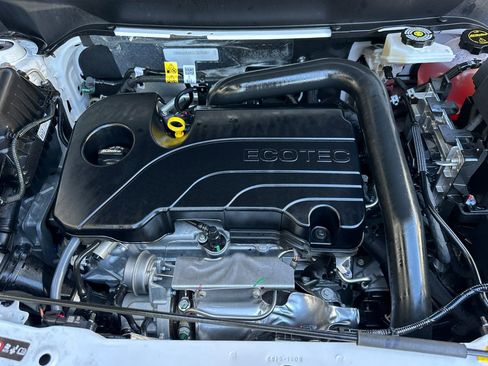 Used 2026 Chevrolet Equinox LT image 24