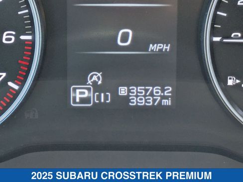 Certified 2025 Subaru Crosstrek 2.0i Premium image 20