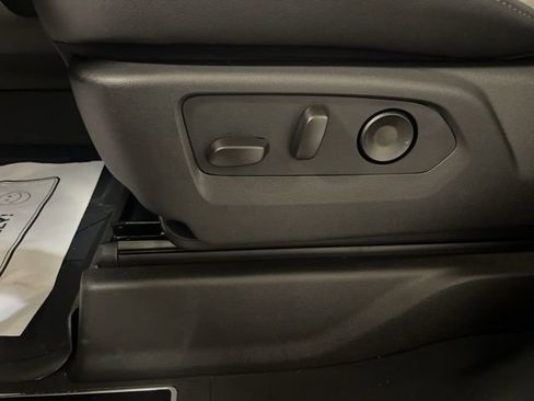 New 2026 Chevrolet Silverado 2500 ZR2 image 24