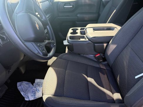 Certified 2026 Chevrolet Silverado 1500 Custom RWD image 40