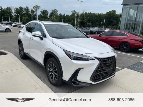 Used 2024 Lexus NX 250 FWD image 1