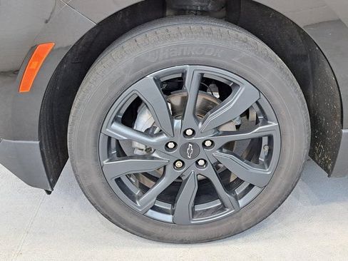 Used 2022 Chevrolet Equinox RS FWD image 32