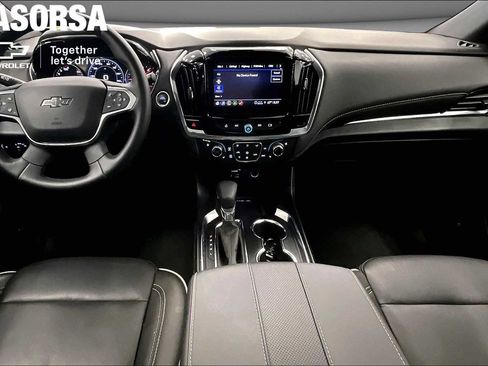 Certified 2023 Chevrolet Traverse Premier w/ Redline Edition AWD/4WD image 16