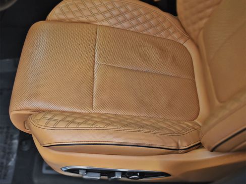 Used 2022 Jeep Grand Cherokee Summit image 11