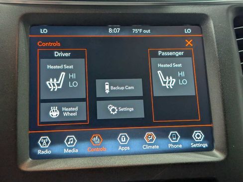 Used 2021 Jeep Cherokee Trailhawk AWD/4WD image 25