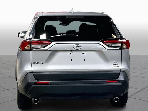 Used 2024 Toyota RAV4 LE image 5
