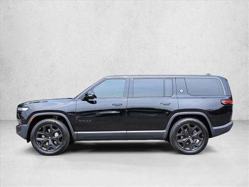 Used 2025 Rivian R1S Adventure AWD/4WD image 8