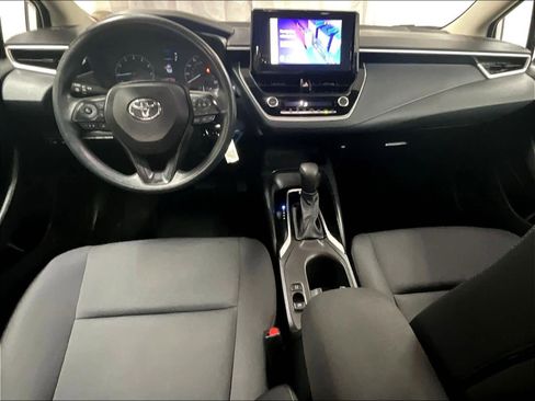 Used 2023 Toyota Corolla LE image 21