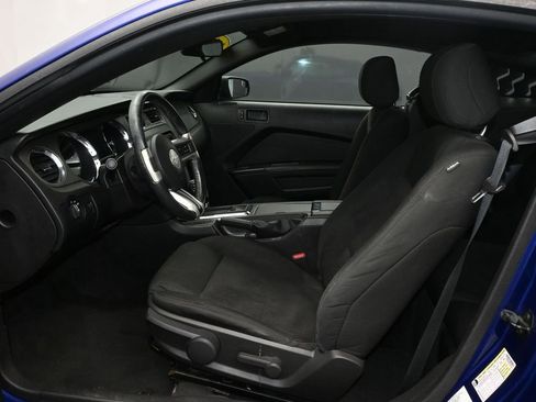 Used 2013 Ford Mustang Coupe image 14