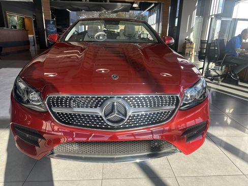 Used 2018 Mercedes-Benz E 400 Cabriolet image 3