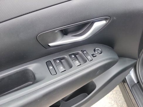 Certified 2024 Hyundai Tucson SE FWD image 14