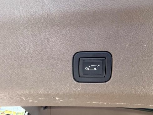 Used 2023 GMC Yukon Denali w/ Max Trailering Package AWD/4WD image 8