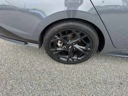 Certified 2024 Hyundai Elantra N Line FWD image 17