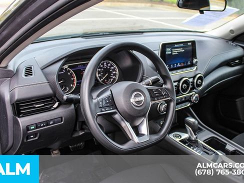 Used 2024 Nissan Sentra SV FWD image 21