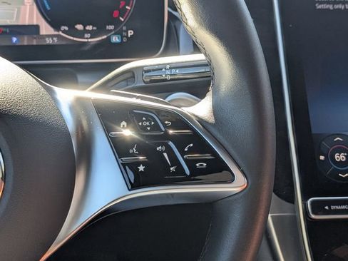 Used 2025 Mercedes-Benz GLC 350e 4MATIC image 24