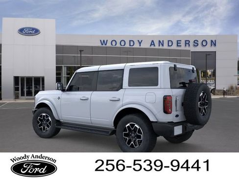New 2025 Ford Bronco Outer Banks AWD/4WD image 4