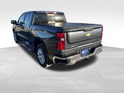Used 2022 Chevrolet Silverado 1500 LTZ w/ LTZ Premium Package image 4
