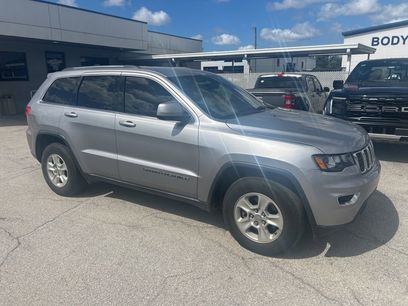 Used 2017 Jeep Grand Cherokee Laredo w/ Quick Order Package 2BE