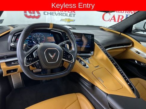 Used 2025 Chevrolet Corvette Stingray Premium Conv w/ Z51 Performance Package image 15