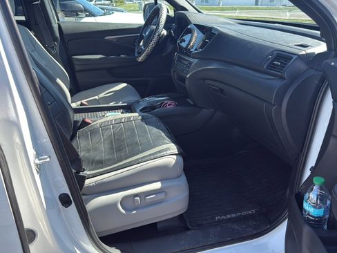Used 2022 Honda Passport EX-L image 15