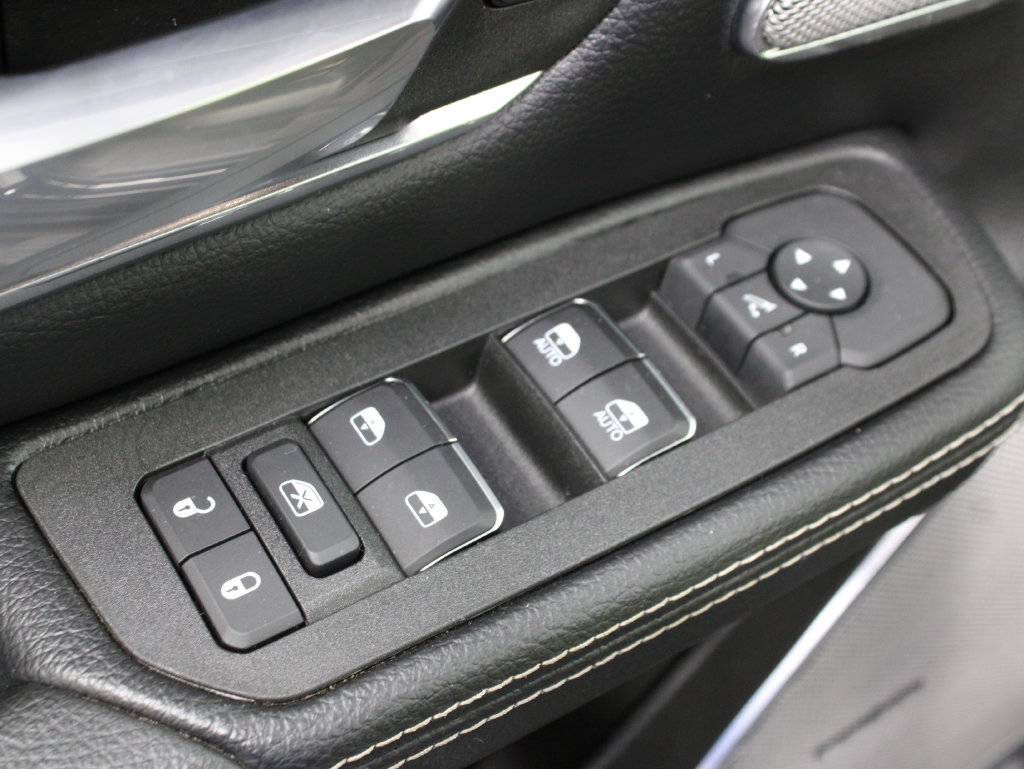 Used 2025 RAM 1500 Laramie w/ Night Edition AWD/4WD image 66