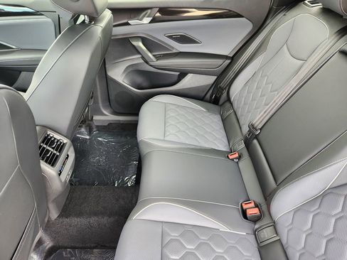 New 2026 Volkswagen Tiguan SEL R-Line AWD/4WD image 12