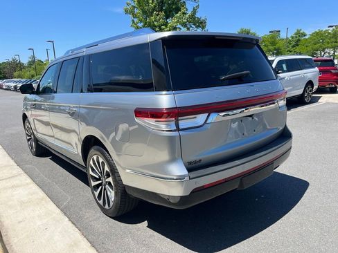 Certified 2022 Lincoln Navigator L Reserve AWD/4WD image 7