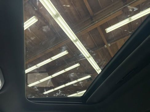 New 2025 Jeep Grand Cherokee L Laredo image 20