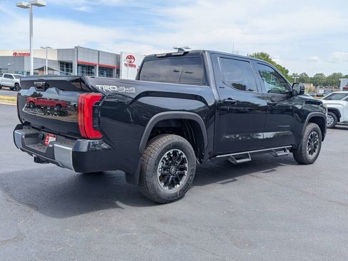 New 2026 Toyota Tundra SR5 AWD/4WD image 4