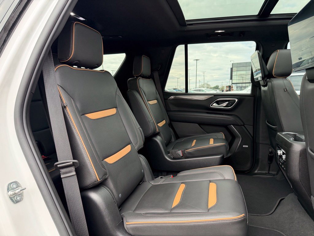 Used 2023 GMC Yukon AT4 AWD/4WD image 29