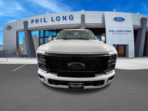 Certified 2025 Ford F250 XLT w/ Black Appearance Package AWD/4WD image 8