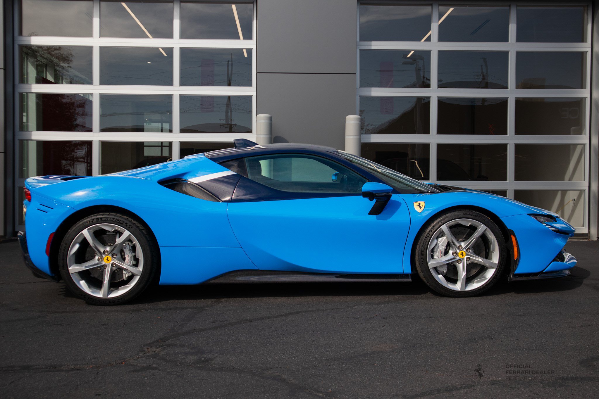 Used 2023 Ferrari SF90 Stradale AWD/4WD image 7