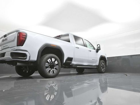 New 2026 GMC Sierra 2500 Denali w/ Technology Package AWD/4WD image 37