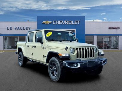 Used 2022 Jeep Gladiator Sport