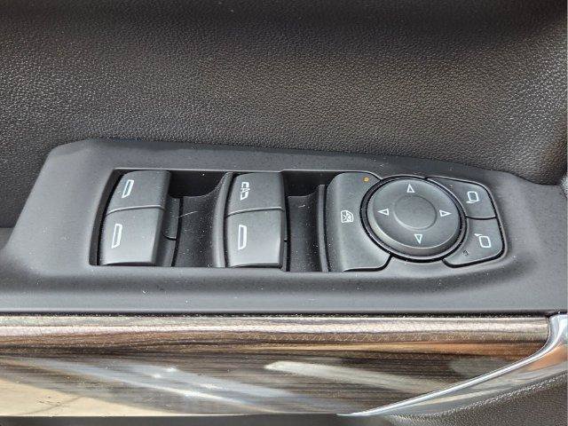 Certified 2020 Chevrolet Silverado 1500 LT AWD/4WD image 24