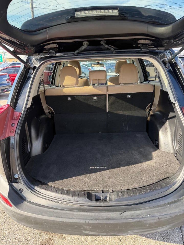 Used 2013 Toyota RAV4 XLE FWD image 26