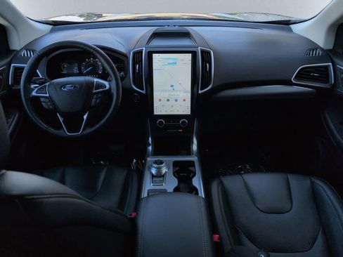 Used 2022 Ford Edge Titanium w/ Equipment Group 301A image 12