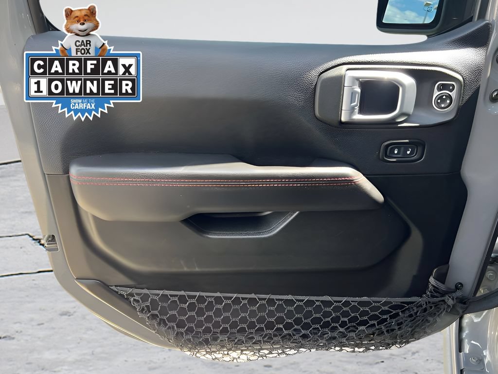 Used 2022 Jeep Wrangler Unlimited Rubicon AWD/4WD image 32